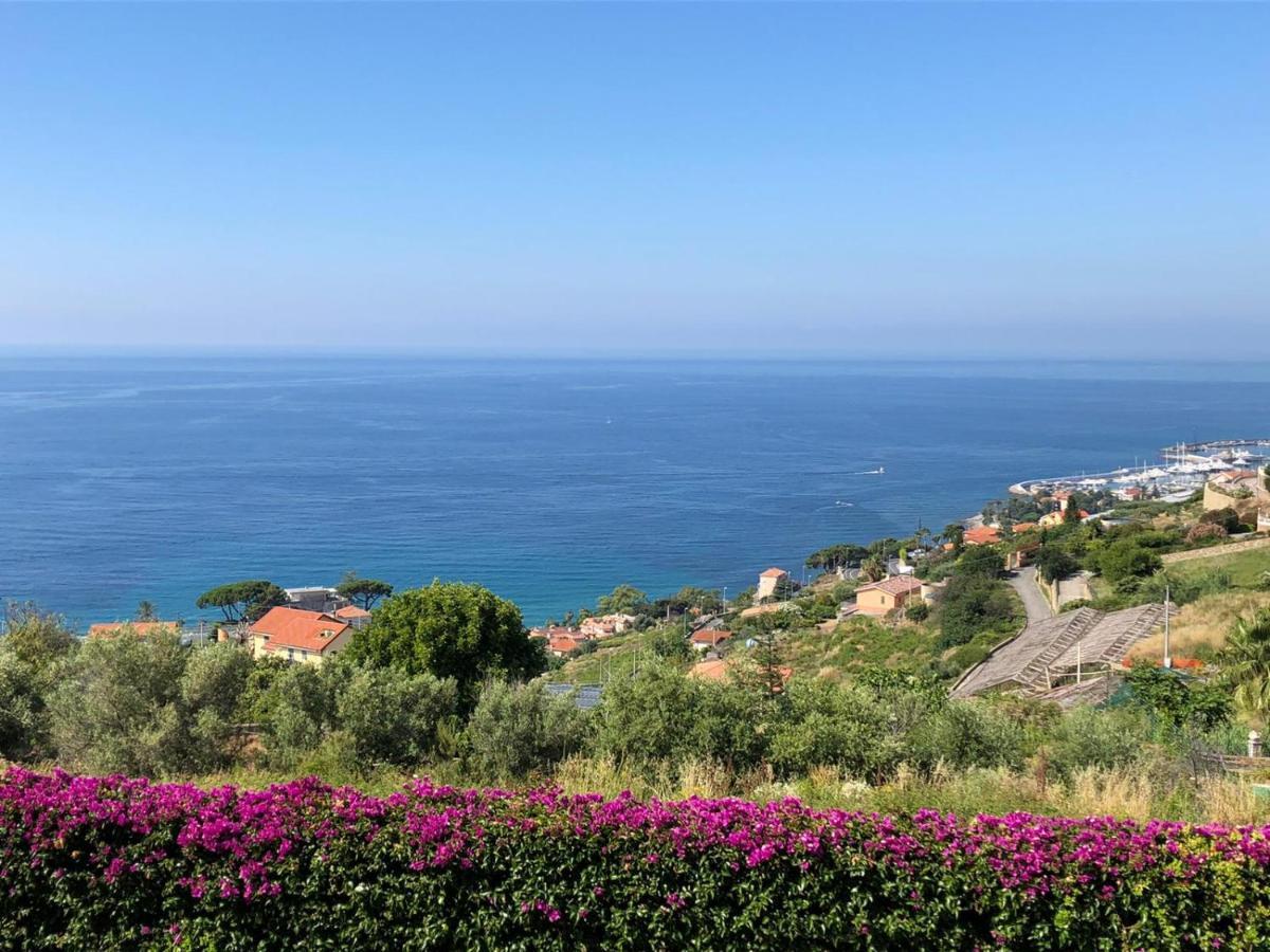 La Casa Di Sissi B&B 산레모 외부 사진