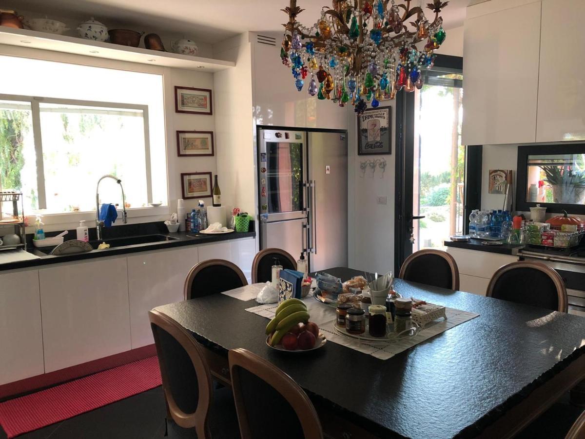 La Casa Di Sissi B&B 산레모 외부 사진